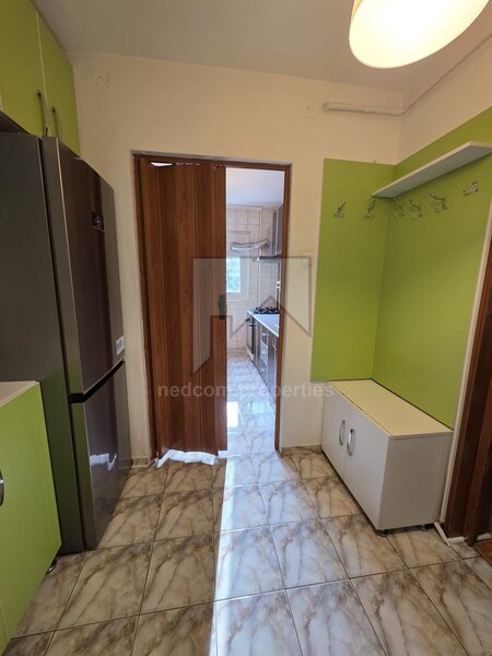 Rahova, Barca, vanzare apartament 2 camere.