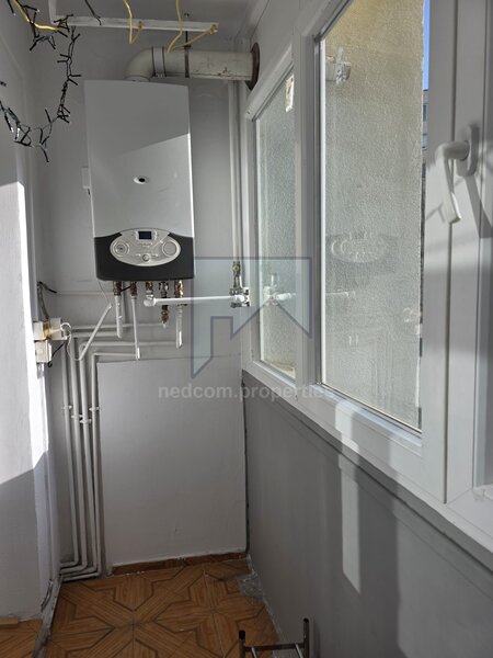 Rahova, Barca, vanzare apartament 2 camere.